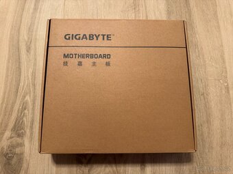 Gigabyte MS03-CE0 LGA4677 podpora SPR i EMR - 3