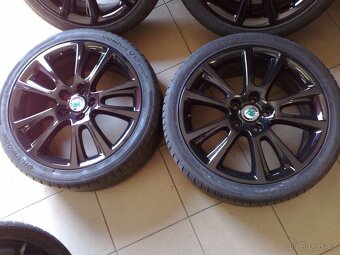 alu kola 5x112 r18 original škoda 225/40/18 - 3