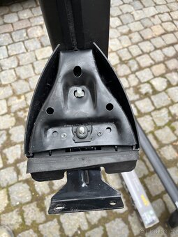Střešní nosič Hakr Wing Black – Škoda Superb MK III sedan – - 3