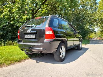 Kia sportage 2.0 CRDI 4X4 NOVÁ STK TAŽNÉ ZAŘÍZENÍ 2xKlič - 3
