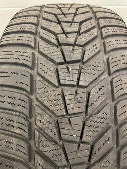 Hankook Winter Icept Evo 3 235/50 R18 101V 2Ks zimní pneu - 3