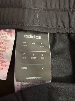 Tepláky Adidas - 3