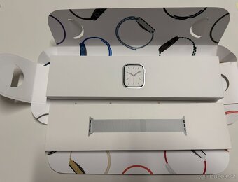 Apple Watch Series 7 45mm GPS + Cellular, Grafitové nerezové - 3