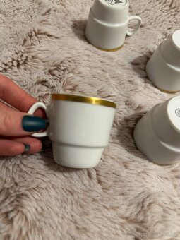 Konvička a 6 šálků - 3