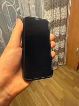 iPhone 11 Pro 256GB – Špičkový stav – Midnight Green - 3