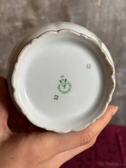 Porcelánová vázička s květinovým dekorem - 3