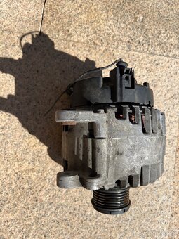 Alternátor VW Škoda Seat TDi 180 Ah 03L903023B - 3