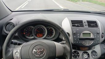 TOYOTA RAV4 2.2 D-CAT - 3
