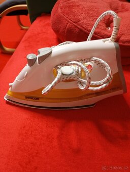berle,nová žehlička,stojan na pečení baget-nový - 3