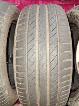 205/55R16 - 3