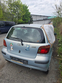 Toyota Yaris 2003 - 3