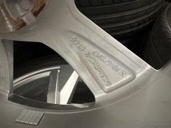 5x100r17 215/45r17 zimní jak nový - 3