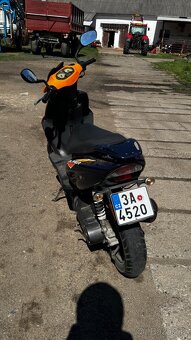 Skútr s čipem a čerstvě udělaným 70ccm válcem - 3