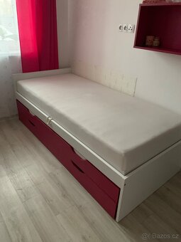 Postel s druhou posteli a úložným prostorem - 3