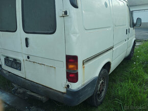 Ford transit mk5 2.5TD na náhradní díly - 3