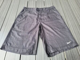 NIKE - PÁNSKÉ SPORTOVNÍ KRAŤASY - 3