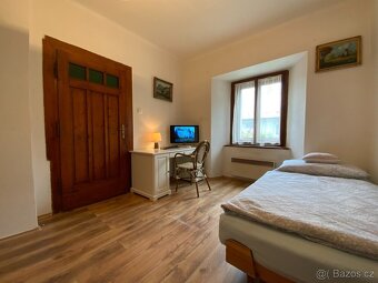 Bydlení na zámku, byt 3+1, 96m2. - 3