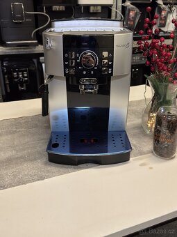 Kávovar Delonghi MAGNIFICA S - 3