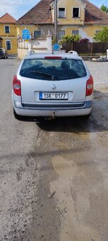 Renault Laguna - 3