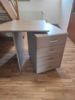PC stůl a židle - 3