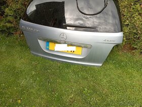 MERCEDES ML W164 5 DVEŘE STŘÍBRNO MODRÉ BEZ REZU - 3