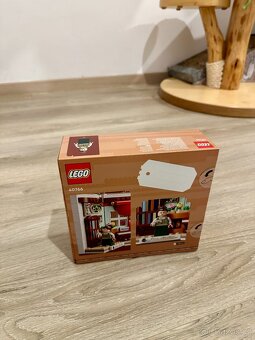 LEGO 40766 Pocta knihám Jane Austenové - 3