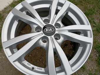 středové krytky KIA 60mm - 3