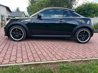 Mini Cooper 2.0SD 105KW,XENON,NAVI,KůŽE.1MAJITELKA - 3