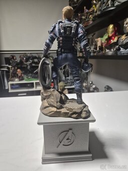 SOCHA CAPTAIN AMERICA - z collectors edition hry AVENGERS - 3
