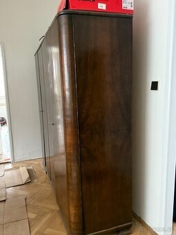 Šatní skříň - 3