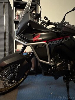 Honda Transalp padací rám horní originál nový - 3