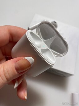 Airpods 2 - 3
