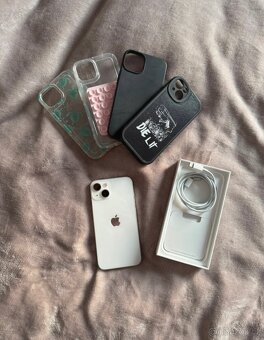 iPhone 13 256GB + Příslušenství - 3