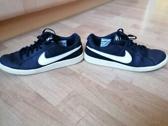 Botasky NIKE v. 40,5 - 3