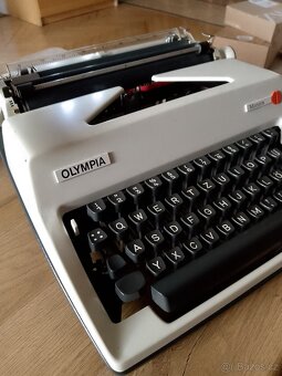 Psací stroj Olympia - 3