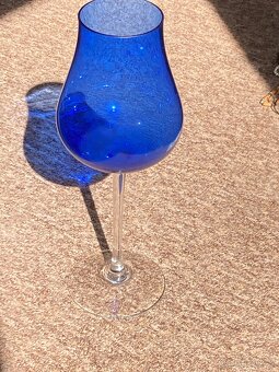 Číše Na vysoké stopce - 3