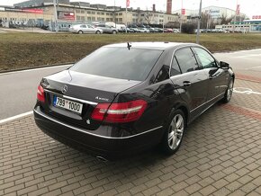 Mercedes-Benz Třídy E,350CDi 170kW,4matic - 3