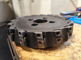 FRÉZA ČELNÍ nástrčná 250 mm TK plátky NAREX - 3