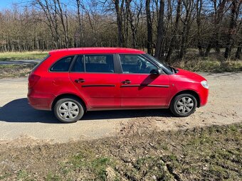 Škoda fabia 2, 1.2 HTP combi - 3