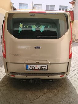 Ford Tourneo Custom 2.2 TDCI Long 92 kw r.v. 2015 Titánium - 3