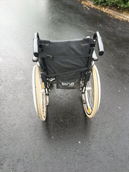 Invalidní vozík 1800 Kč - 3