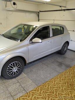 Opel astra H - 3