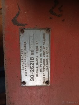 Traktor bagr ,Bělorus - 3
