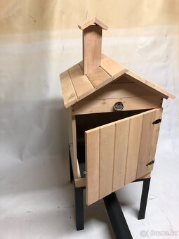 Dřevěná udírna z OLŠE 50x50x60 + topeniště - 3
