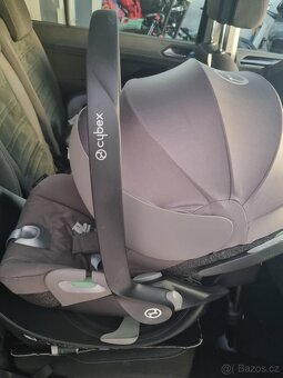 Autosedačka Cybex s otočnou základnou - 3