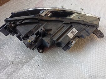 Levý přední světlomet bi led Škoda scala - 3