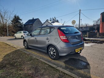 Hyundai i30 1.4i 80kw, tažné, klima - 3