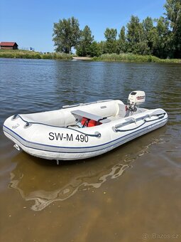 Nafukovací clun quicksilver + motor Johnson - 3