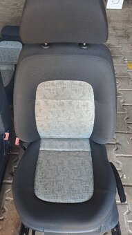 Sedačky fabia 1 jako NOVÉ - 3