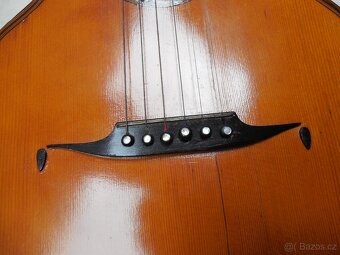 Starožitná kytara - 3